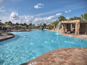 Paradise Palms Resort Offer Amazing Amenities, Feel Free to Enjoy Them