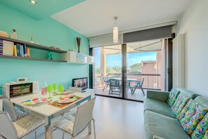 Living and dining room