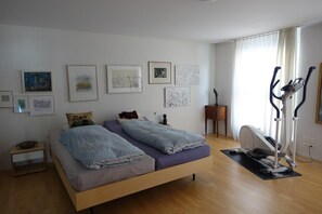 Picture 2