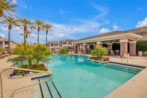 Welcome to Scottsdale luxury! Bask in pure bliss as you soak up the sun by our expansive shared pool.