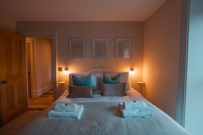 King bedroom - Francis