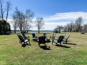 Gather round for marshmellow roasting and unforgettable family moments by the lake!