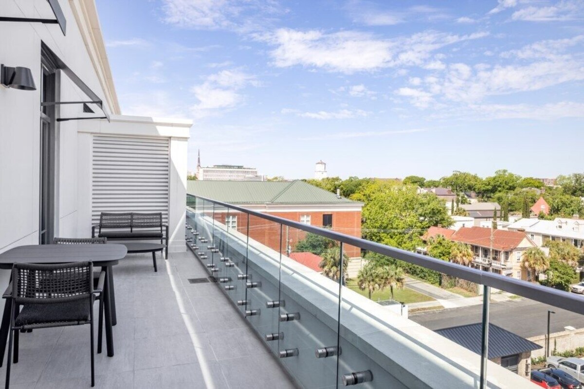 Liberty Place Charleston, a Hilton Club – 1 Bedroom Premier