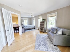 Serene 3 bed Escape in the Heart of Stowe (1971)