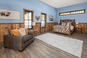 Five mins to Stowe Mountain, gorgeous new getaway (344)