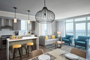 myroe-hi-res-suite-oceanfront-1-bedroom-living.jpg