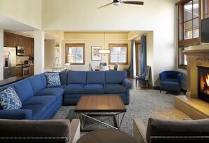 slcse-hi-res-suite-k4rrr4-living-dining