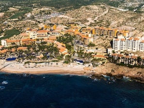 Fiesta Americana Villas Los Cabos All Inclusive Golf and Spa Resort_5.jpg