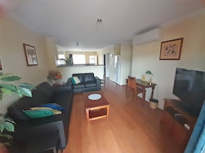 Lounge room