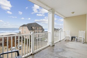 View! Views! Views!  This beautiful  balcony where you can watch the waves break