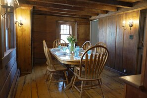 Table can seat up to 10