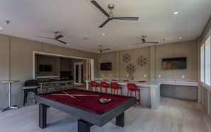 Spielezimmer