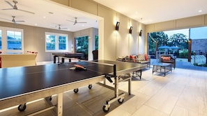 Spielezimmer