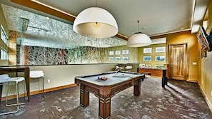 Spielezimmer