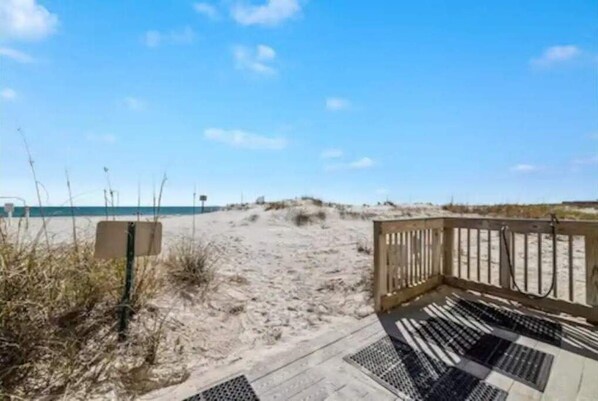 Strand