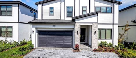Gate, Garage, Indoors, House, Outdoors