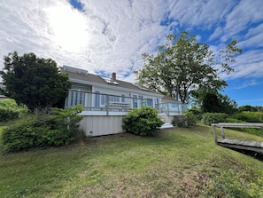Alternate view of the cottage from the lawn