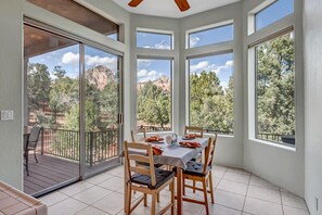 Breakfast nook offers stunning red rock views