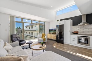 Living area on top floor