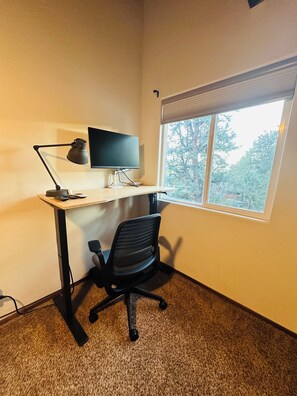 Adjustable desk including plugs & charge ports. Chair, monitor &  USB-C & DP .
