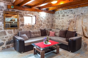 Living room 1