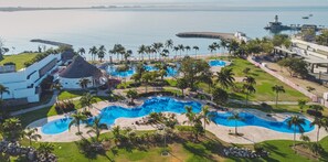 Obtenga Acceso al Club de Playa B Nayar!