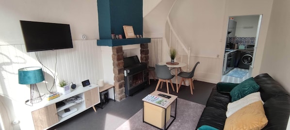 Séjour en entrant dans le logement