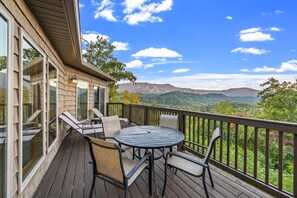 Misty Mountain Chalet's relaxing decks with stunning views