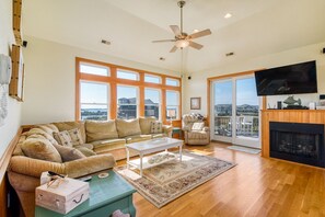 Top Level Living Area