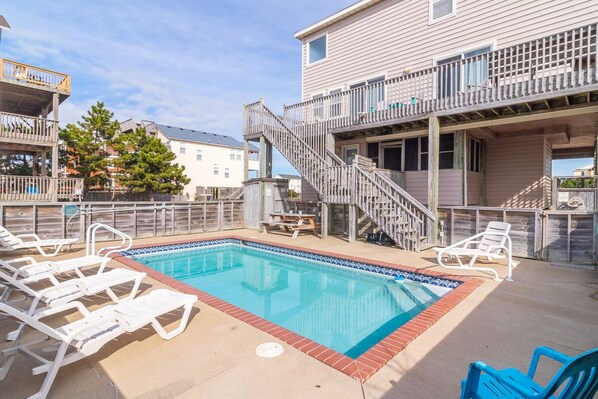 Private Pool