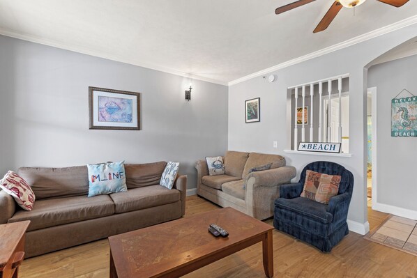 1520bay20ave20unit2032C20oob-002