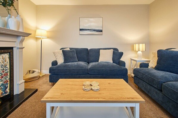 Esk View, Whitby - Host & Stay