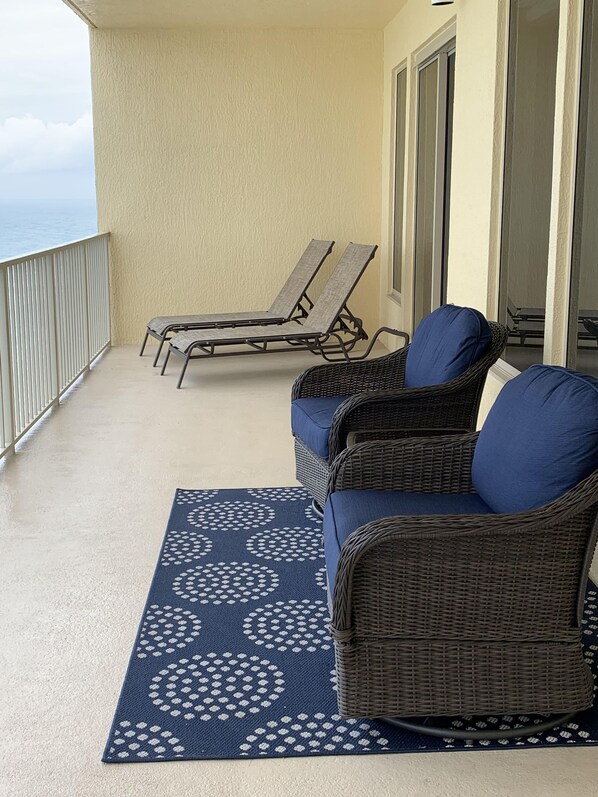 Balcony 2