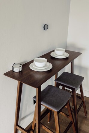 Dining (1)