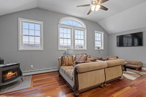 Full living room view