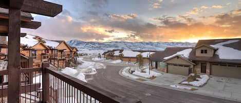 Welcome to Retreat at Black Rock Ridge