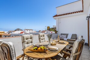 Dining table on the terrace