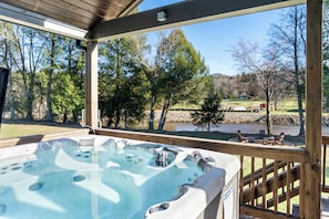 Bain à remous extérieur