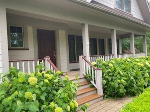 Front Entryway