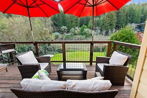Room to hang out on the deck with a book or just watching the river roll by.