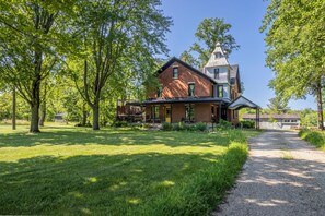 Welcome to GW Farmhouse at Tryon Farm