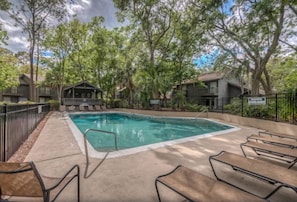 40 Hickory Cove | Community Pool - 40 Hickory Cove | Community Pool