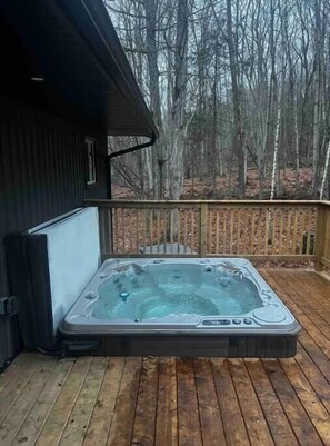 Bain à remous extérieur