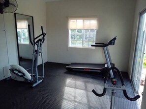 ...PROPERTY VIDEOS ON TIKTOK @MIRANDO_PLACE_JAMAICA