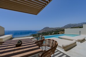 Pyrgos Exquisite villa 4 , Swimming Pool Area