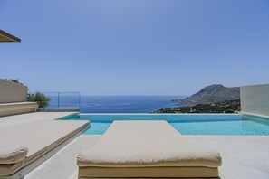 Pyrgos Exquisite villa 4 , Swimming Pool Area