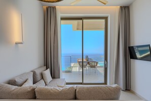 Pyrgos Exquisite 7 Villa, Living Room