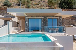 Pyrgos Exquisite 7 Villa, Swimming Pool