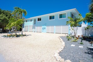 SaltyLime Home Front
