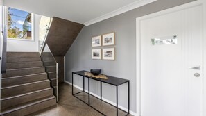 Entry Foyer to Tree Tops Upstairs